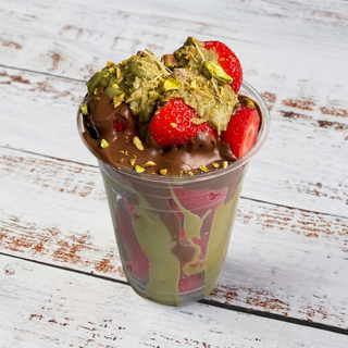 Chocolate strawberry cup