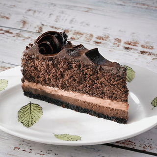 ULTIMATE CHOCOLATE CAKE